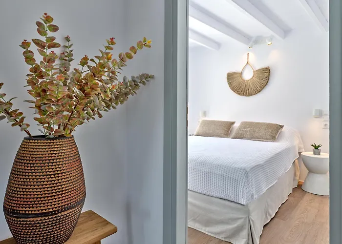 Amarone House, Paros * ناوسا