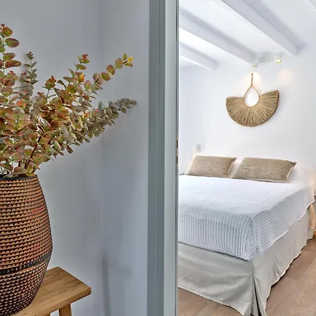 Amarone House, Paros * ナウサ